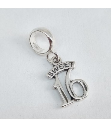 Sweet 16 deals pandora charm