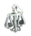 Échelle de la justice charme en argent sterling .925 x 1 échelle de pesage charmes