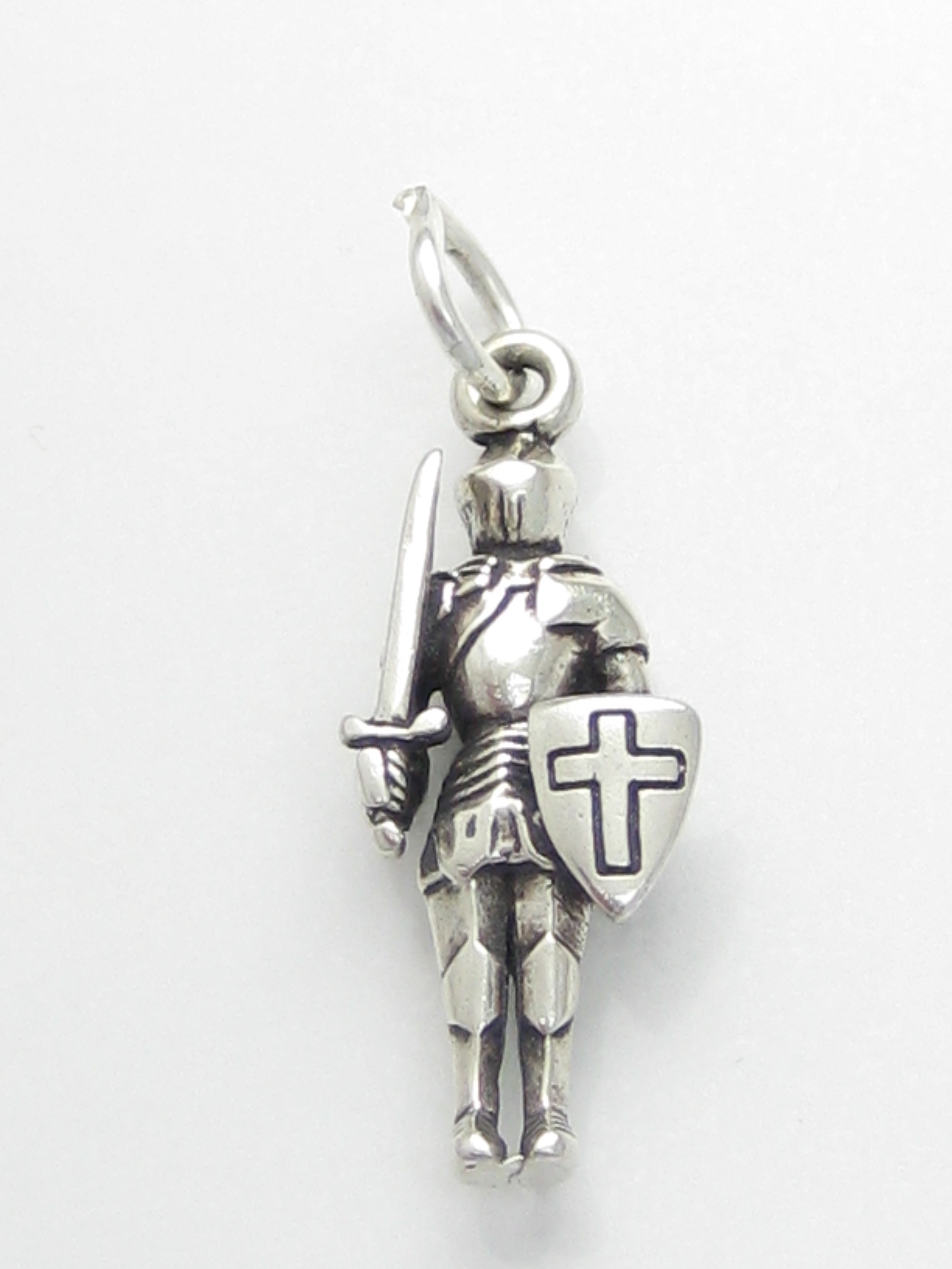 Knight in a suit of armour sterling silver charm .925 x1 Knights charms